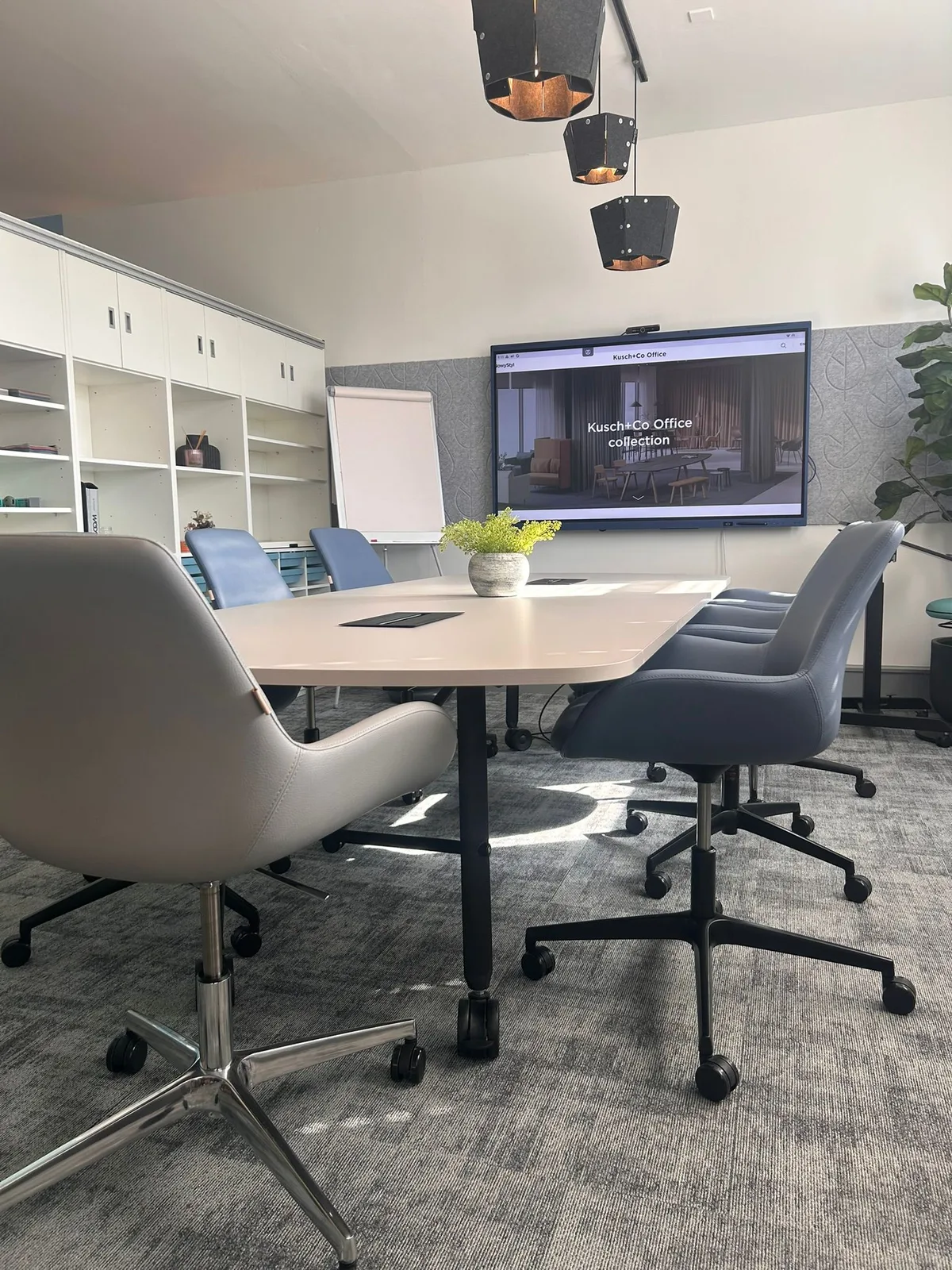 Showroom meeting and boardroom area