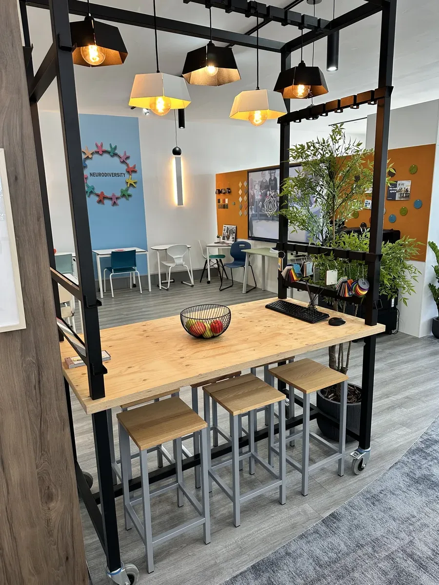 Science lab bench and stool display